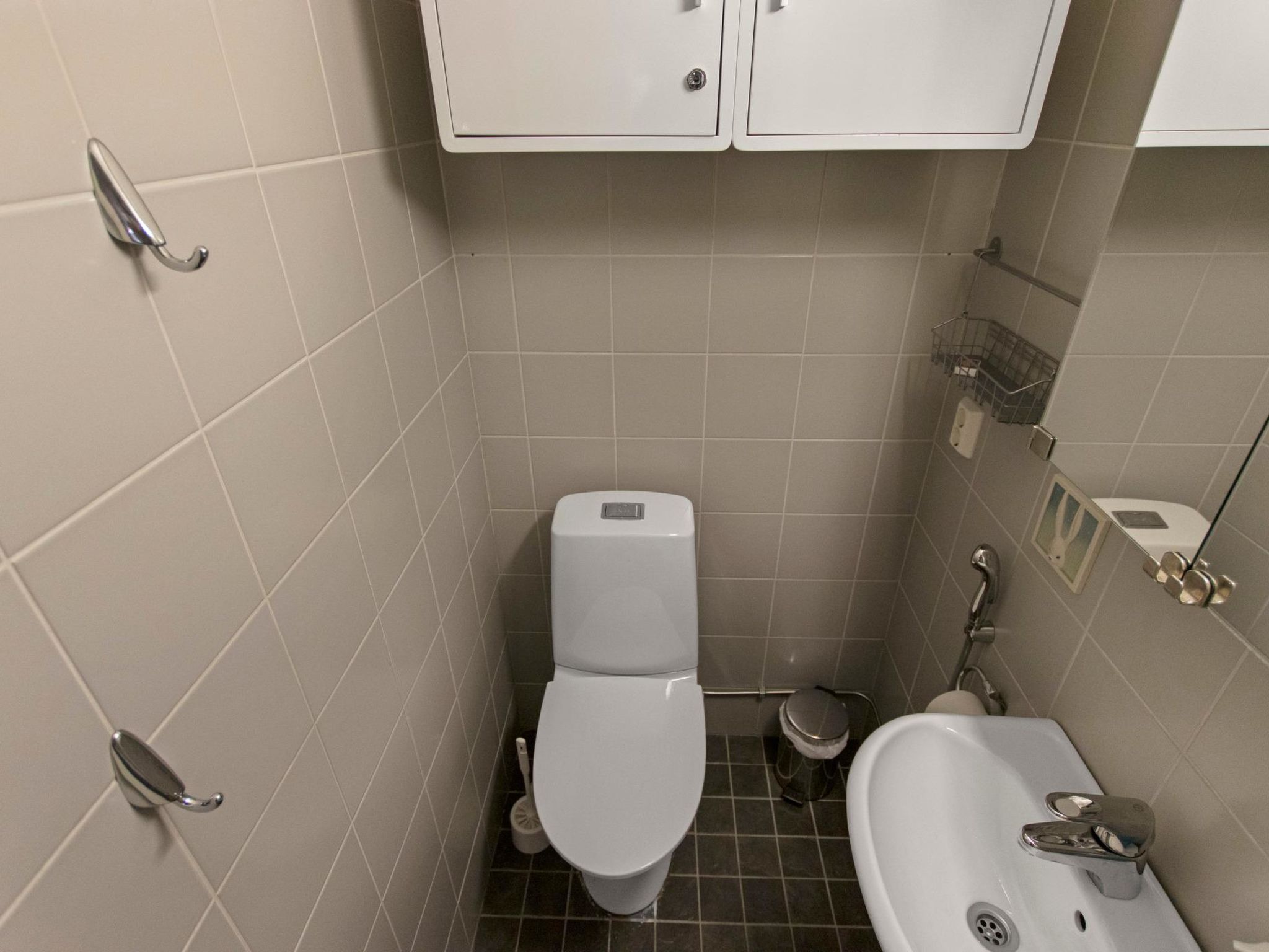 Hankipolku 7b / ukuli-Binnen