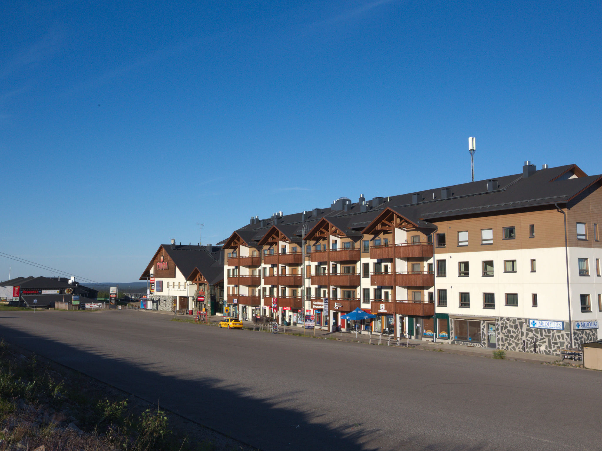 Ski chalets 7305