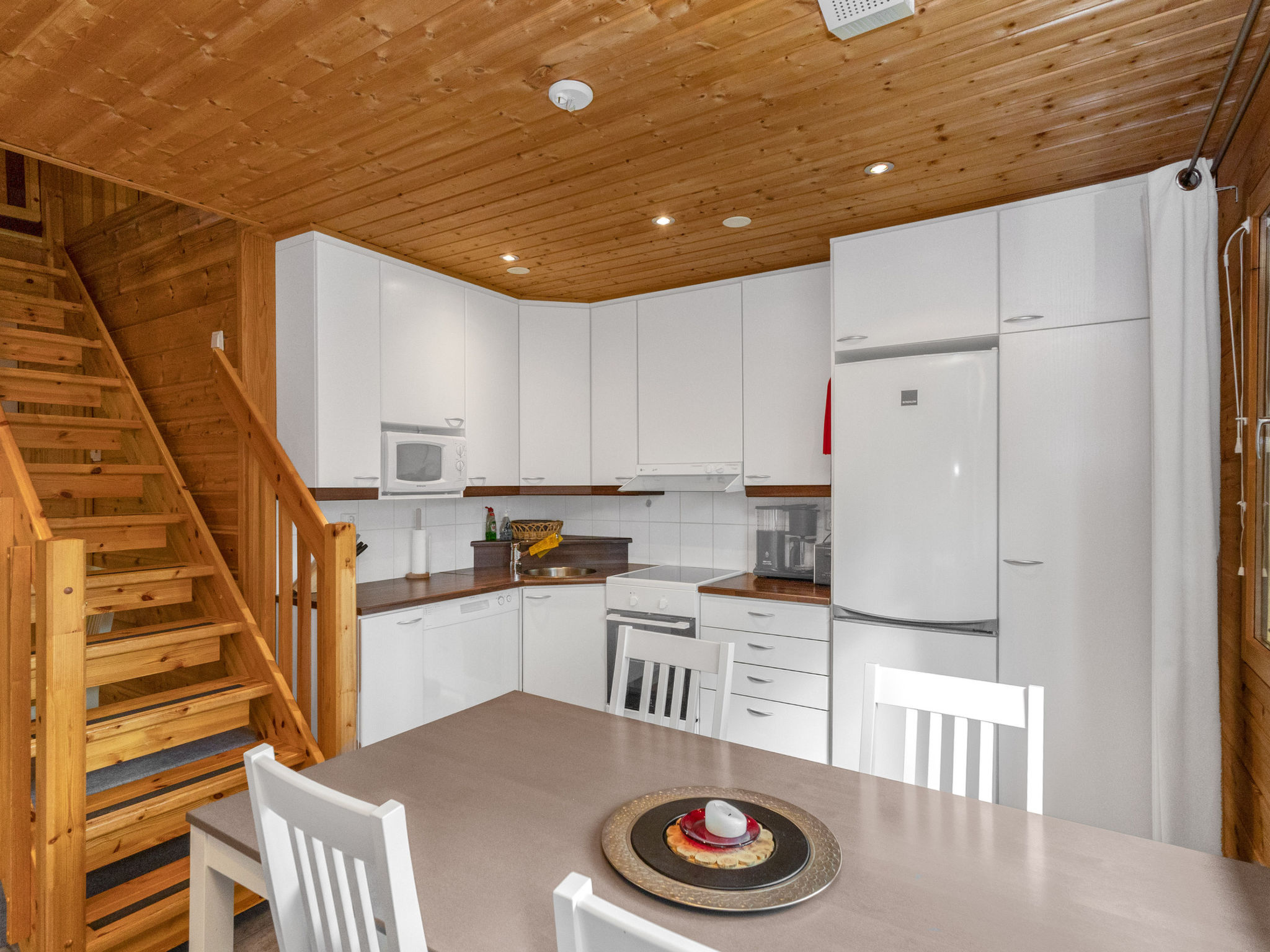 Kultapiisku 2-Dedans