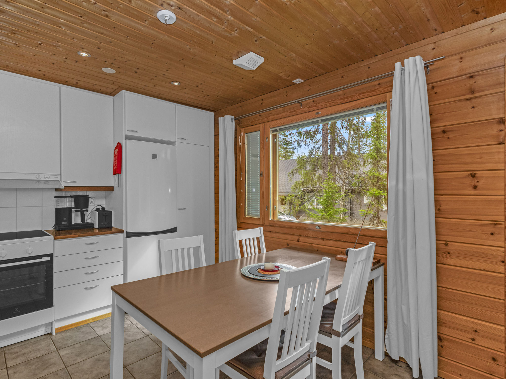 Kultapiisku 2-Dedans