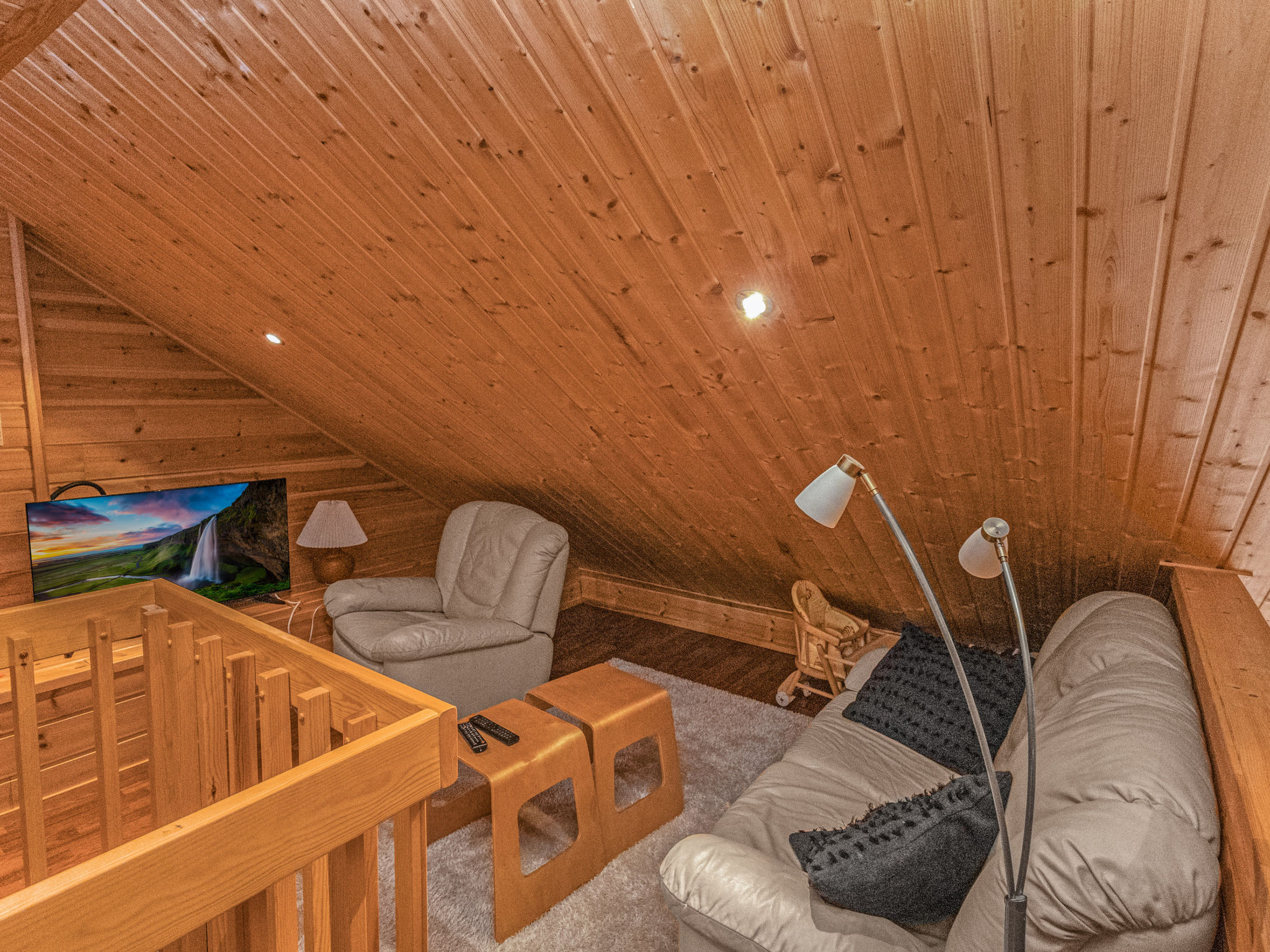 Kultapiisku 2-Dedans