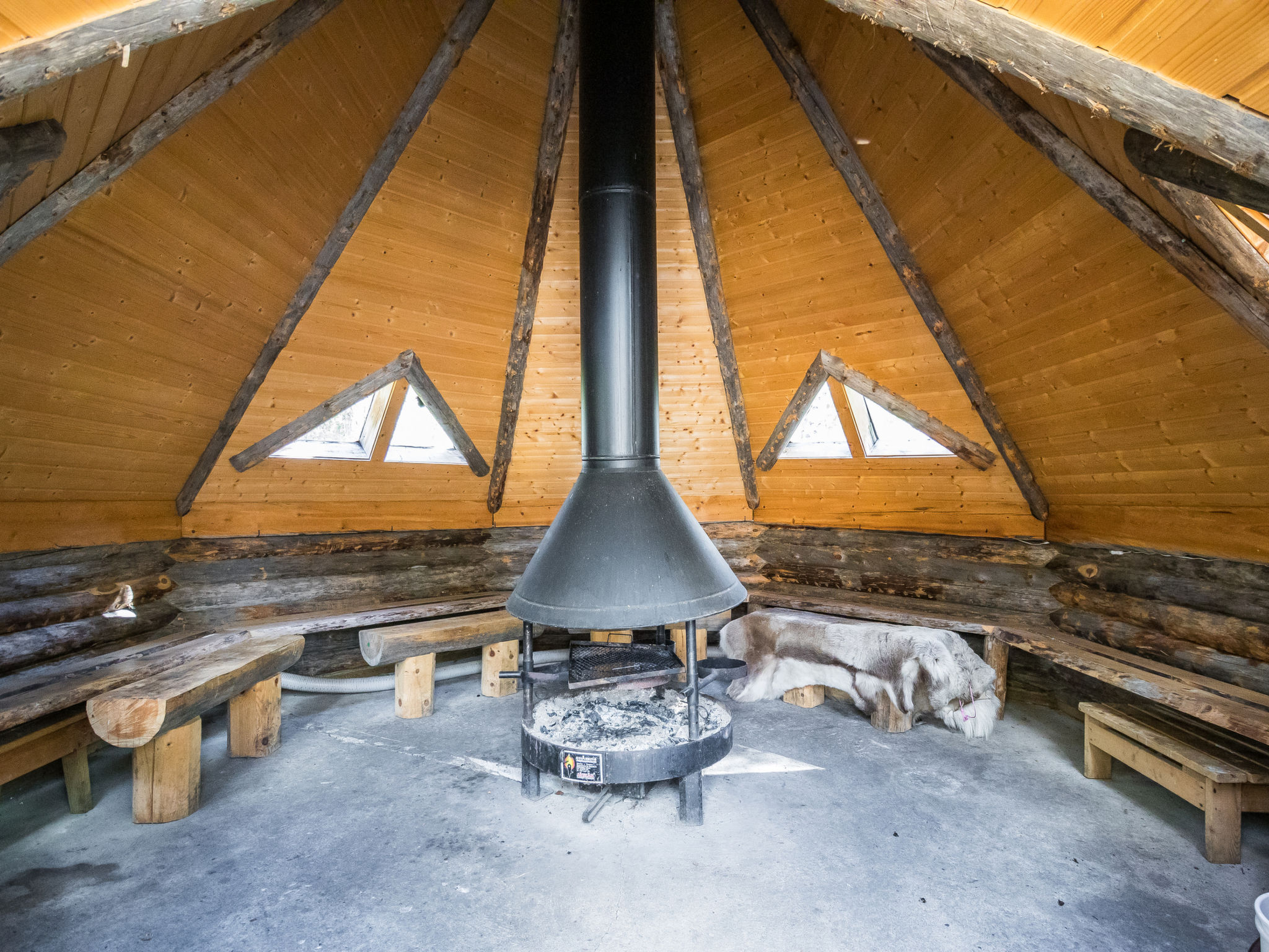 Nelostupa a - Drinnen
