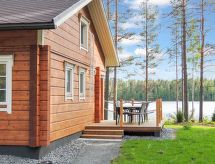 Semesterhus Nesterin helmi