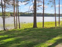 Semesterhus Nesterin helmi