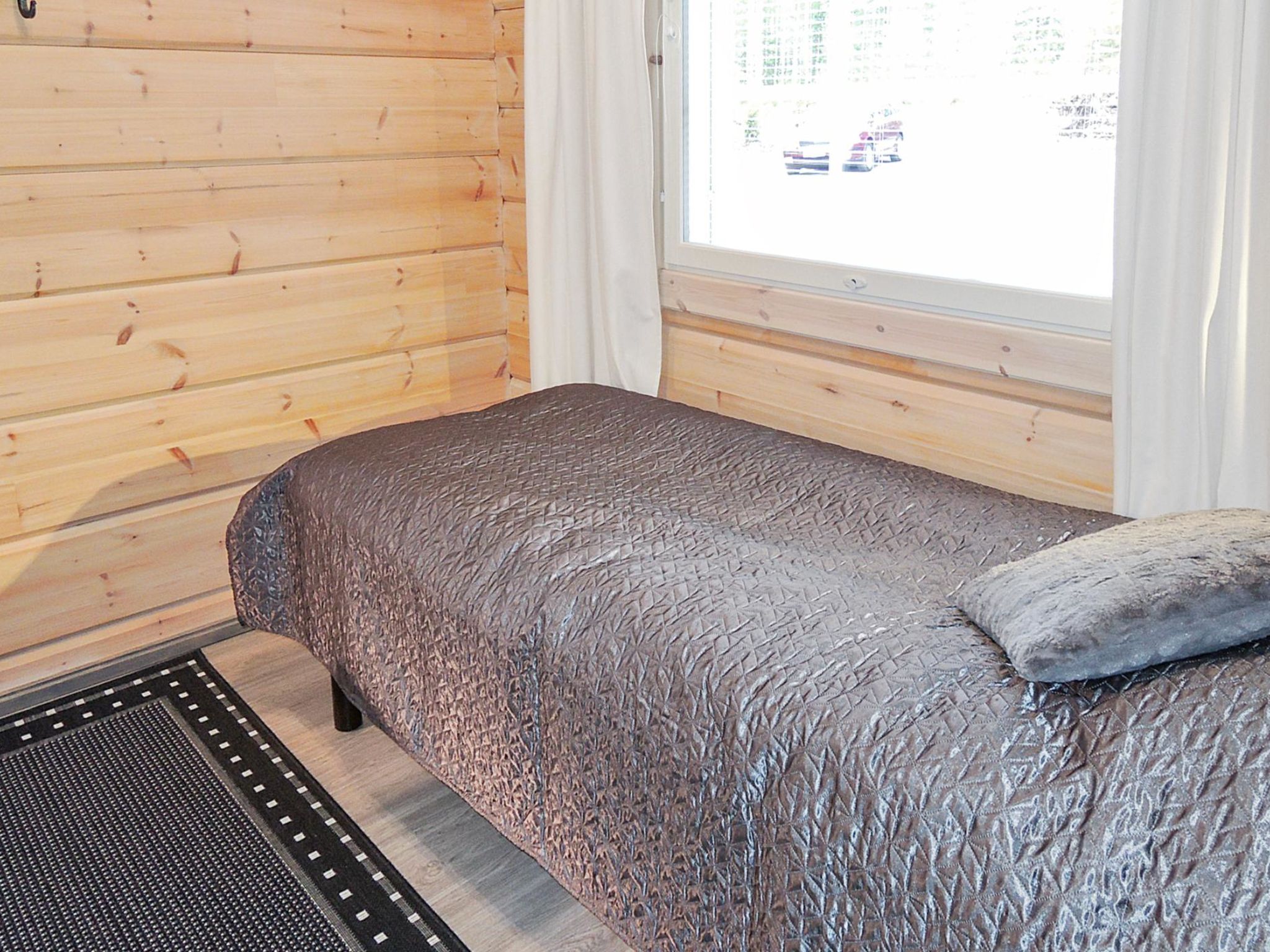 Nesterin helmi-Binnen