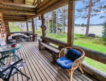 Authentieke blokhut aan de Pielisjoki-rivier met sauna en privéstrand - thumbnail 3