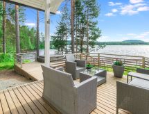 Ruim Fins vakantiehuis direct aan het Pielinenmeer met sauna en hot tub - thumbnail 2
