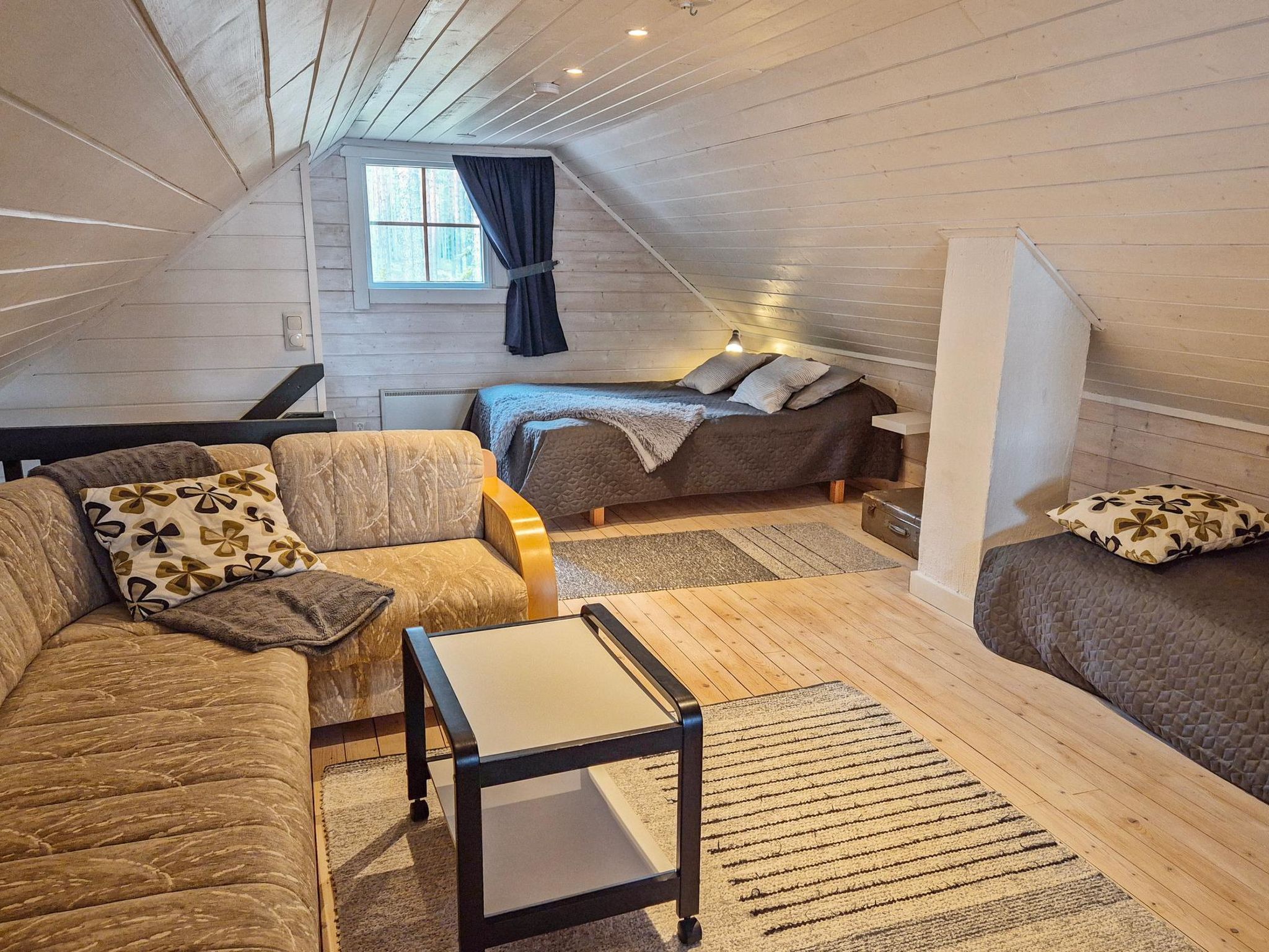 Authentiek Fins meerhuis met houtgestookte sauna en hot tub in Juuka - foto 11
