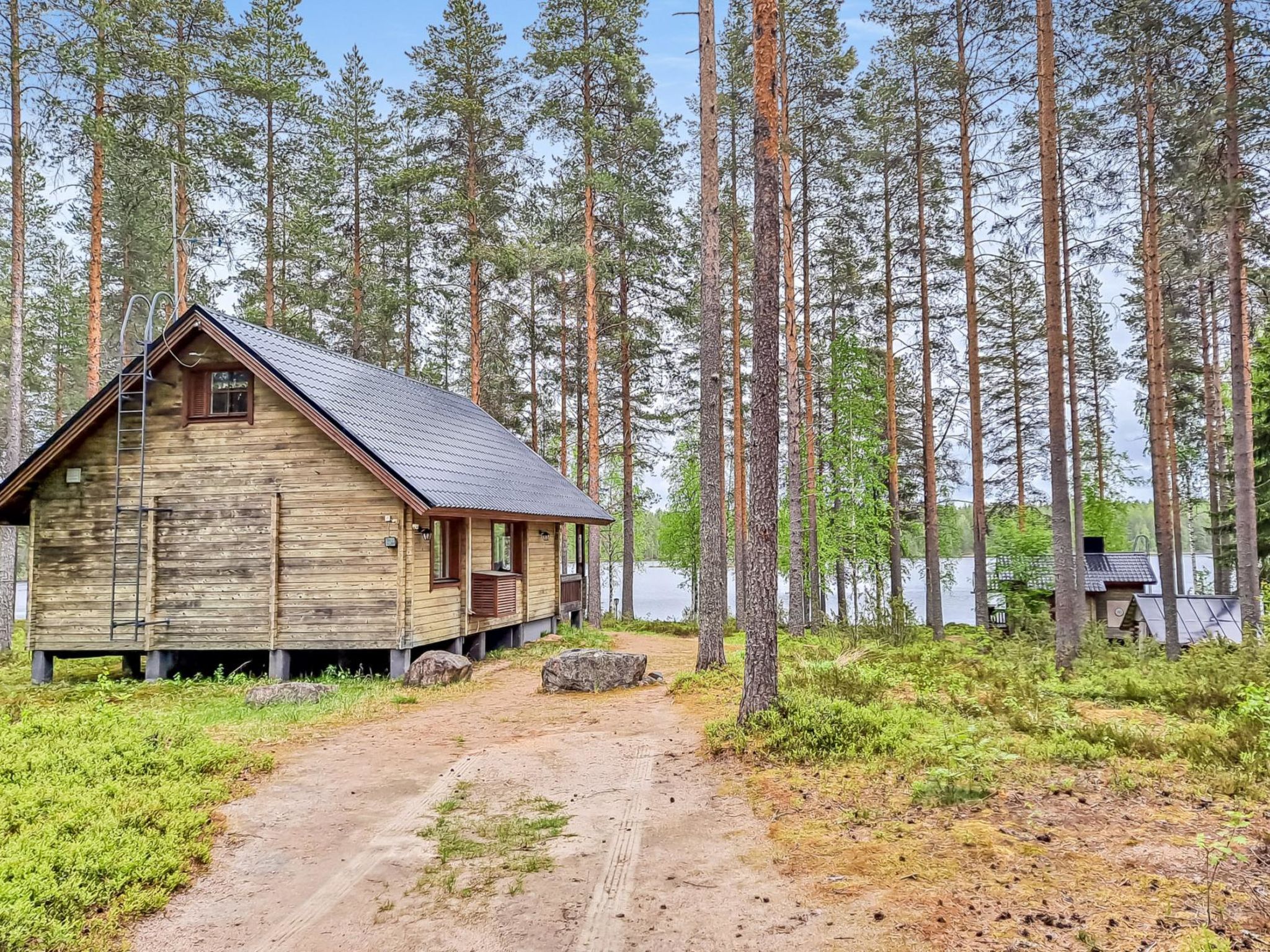 Authentiek Fins meerhuis met houtgestookte sauna en hot tub in Juuka - foto 33