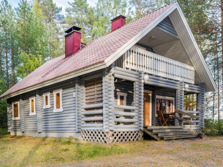 Vakantiehuis met sauna aan het meer Savijärvi in Juuka in Juuka