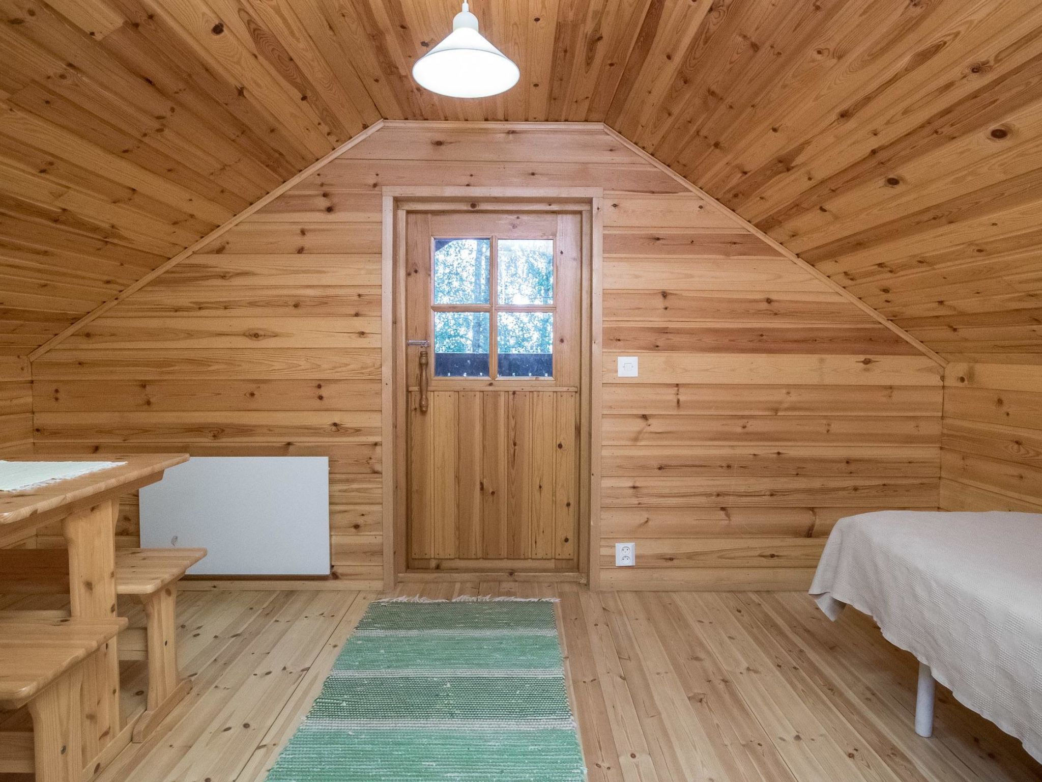 Laitamökki-Inside