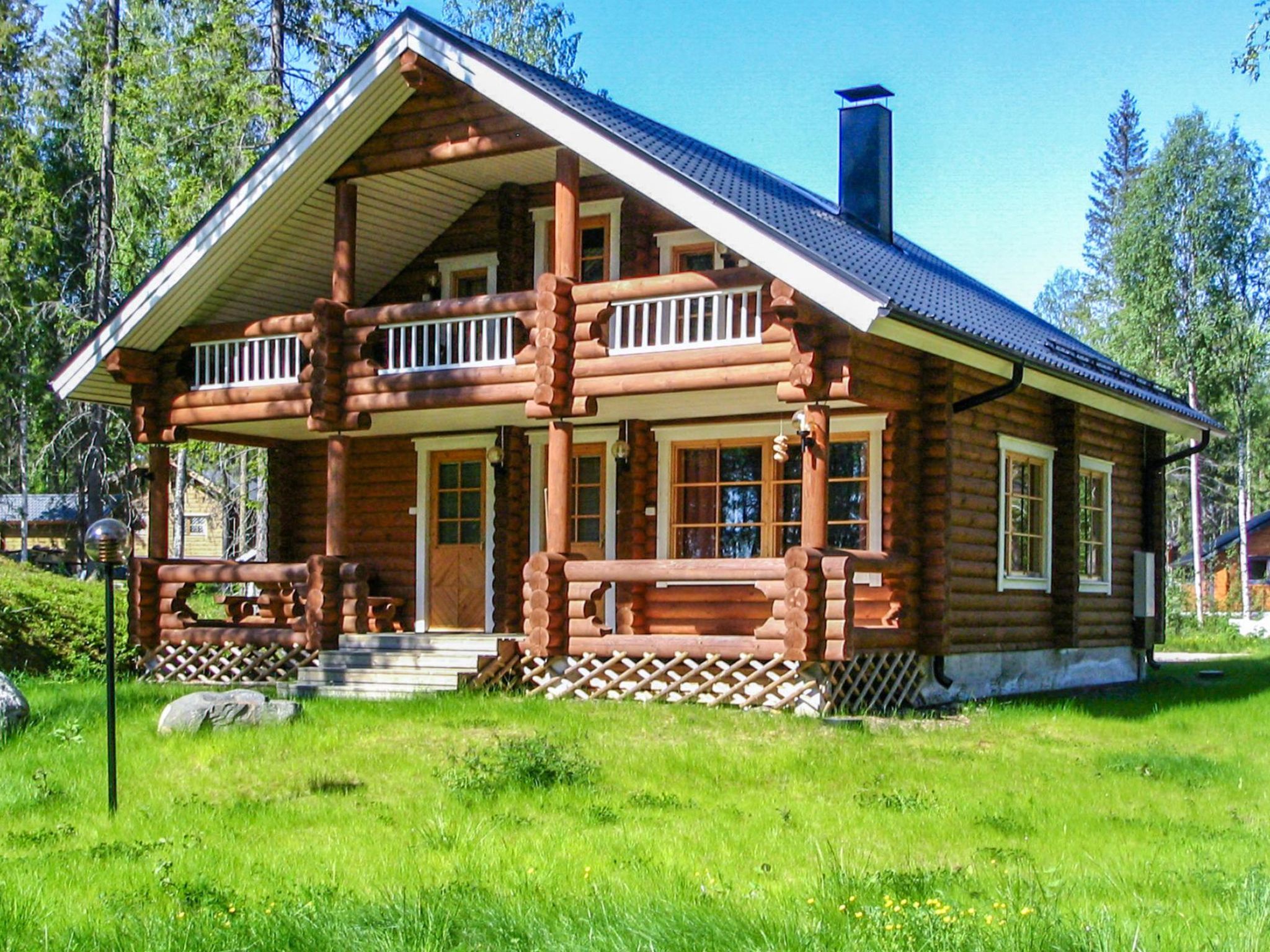 70 km north of Joensuu, L.Pielinen (871,2 km2) 60 m, common shore with shallow sand bottom and some rocks (also lot of boats on the beach), own boat. Log cottage 2001, kitchen-living room, bedroom wit..