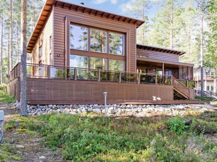 Ruim vakantiehuis Pielislinna aan het meer Pielinen in Lieksa in Lieksa