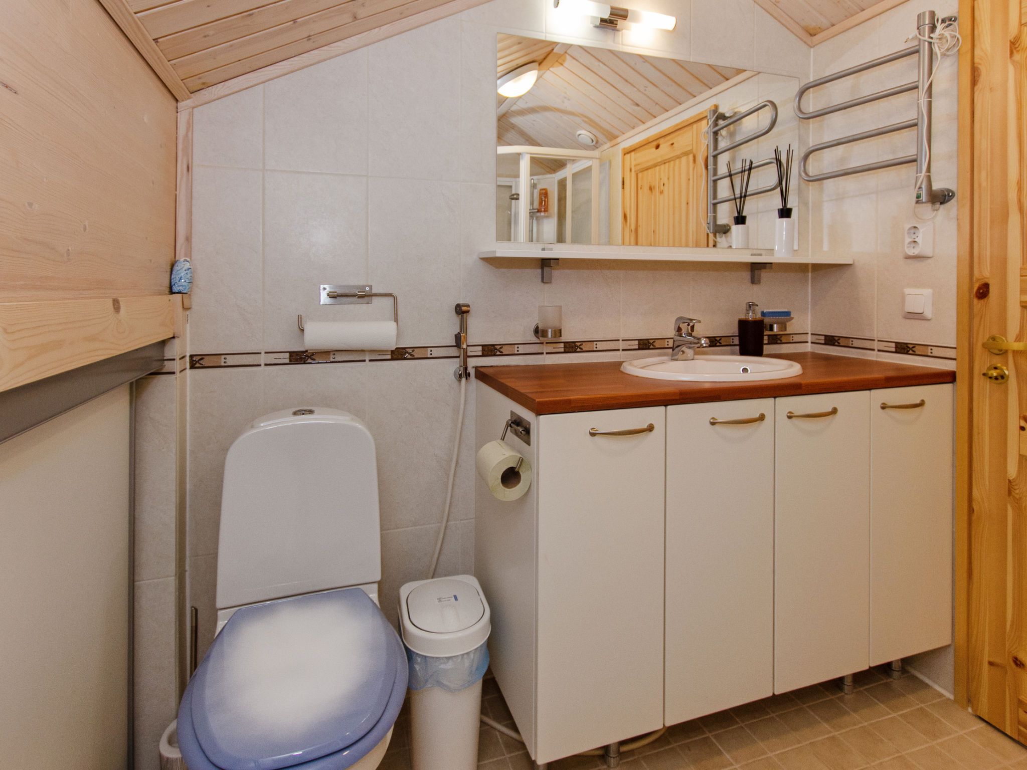 Otsopirtti, otso - Dedans