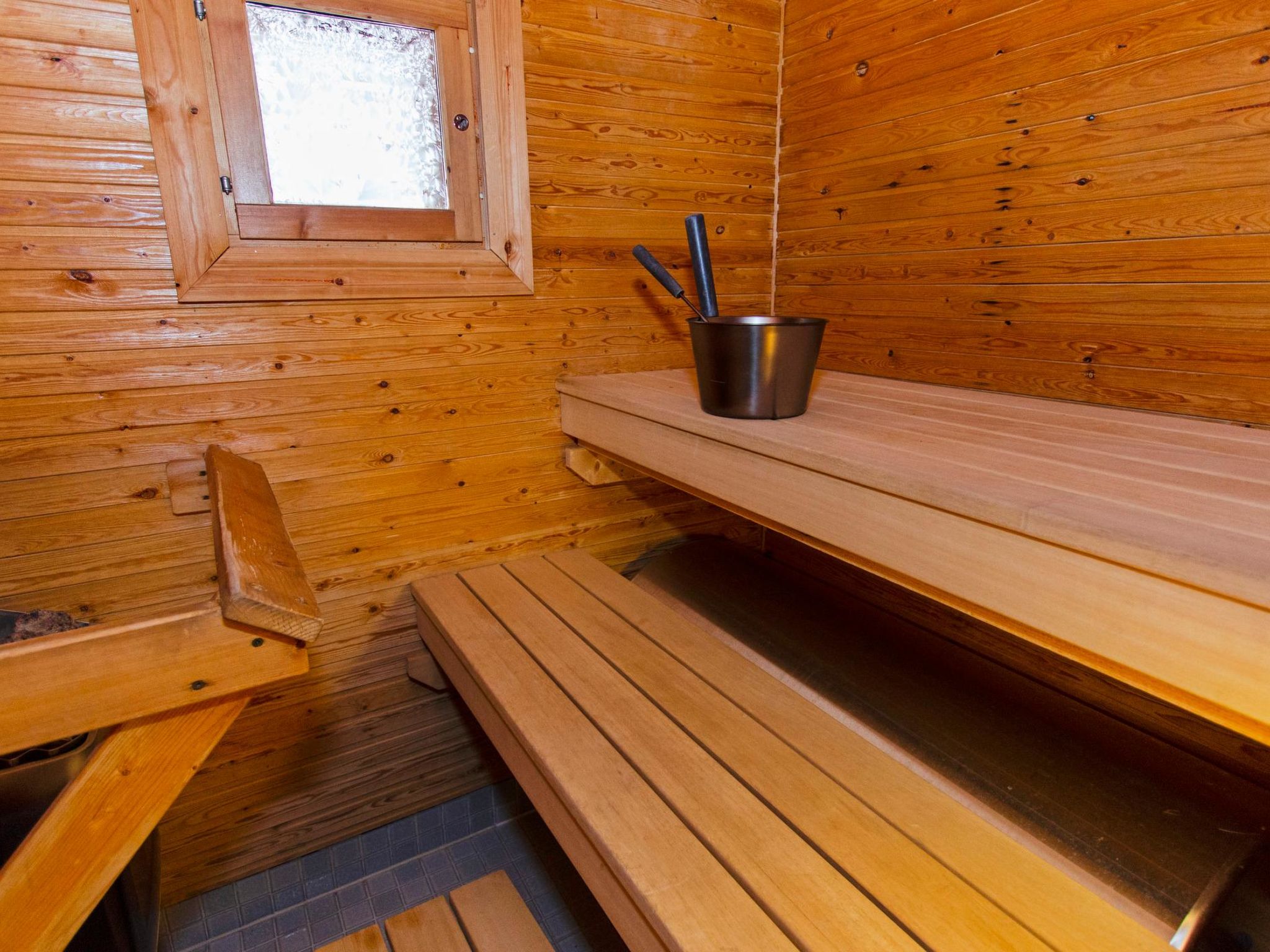 Karjalan heili 7-Binnen