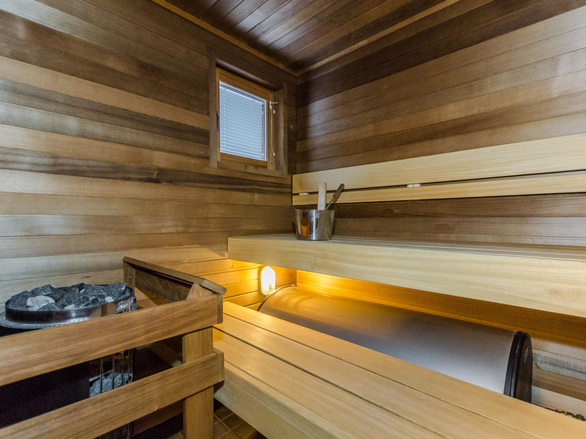 Blue lake villa-Binnen