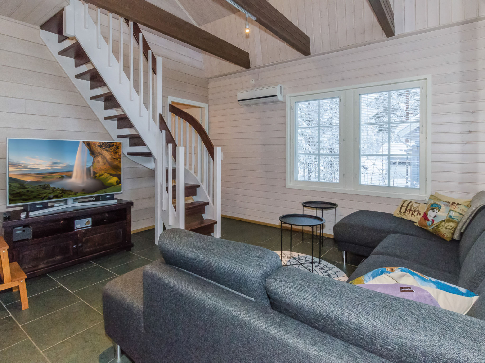 Blue lake villa