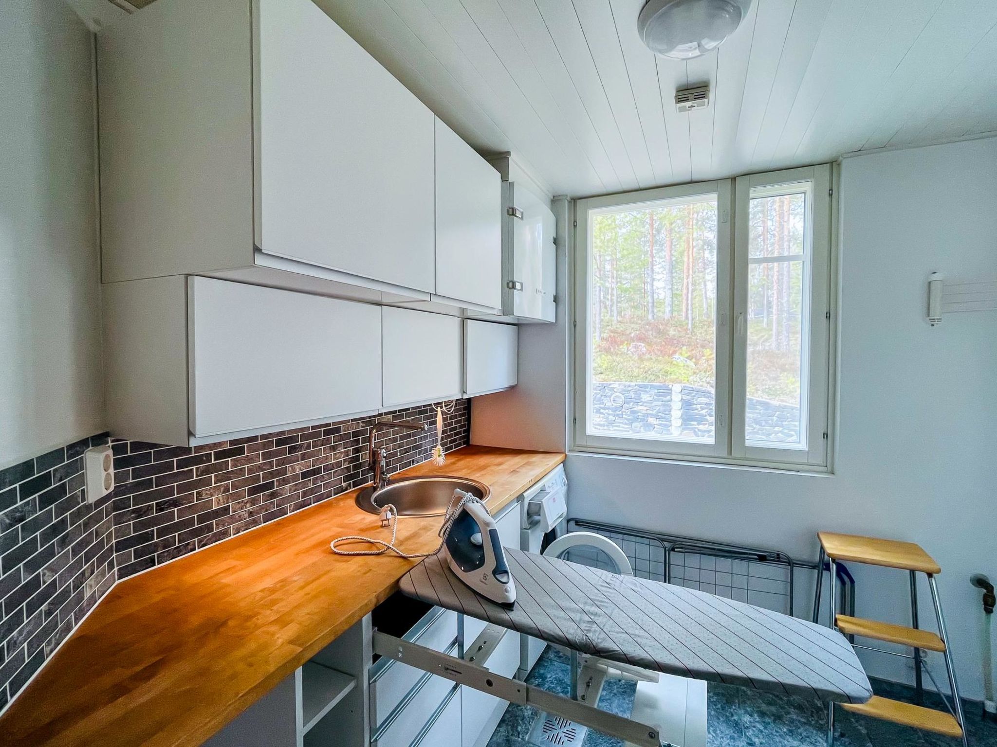 Huvila lomaonni (villa concrete kelo)-Binnen