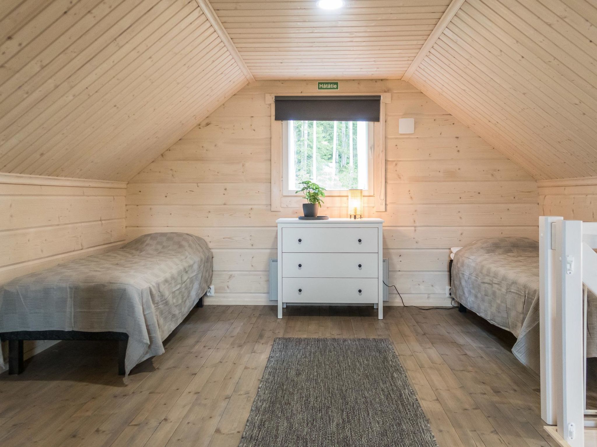 Kolin kangastus metsätähti 2-Binnen