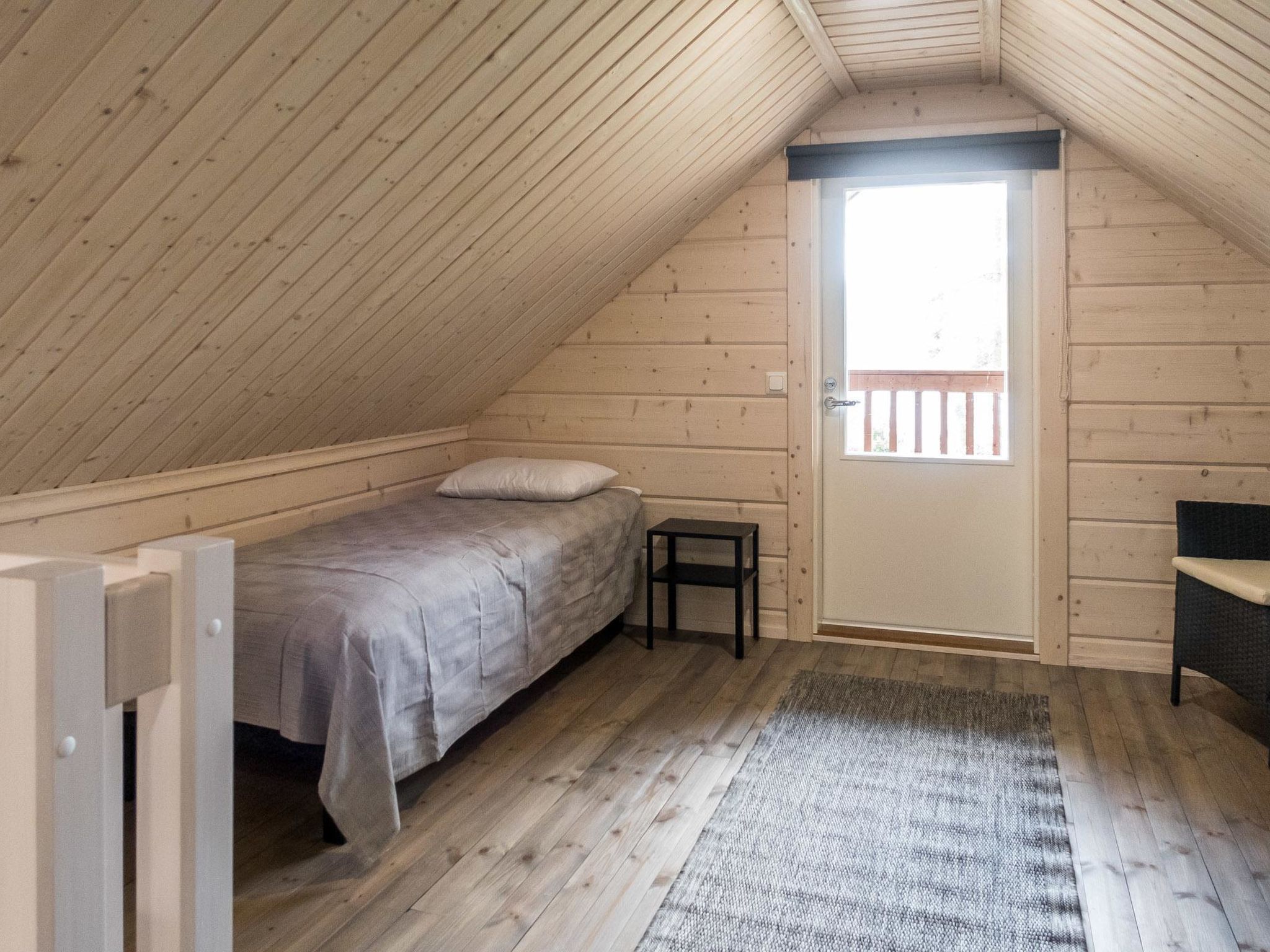 Kolin kangastus kielo 3-Binnen