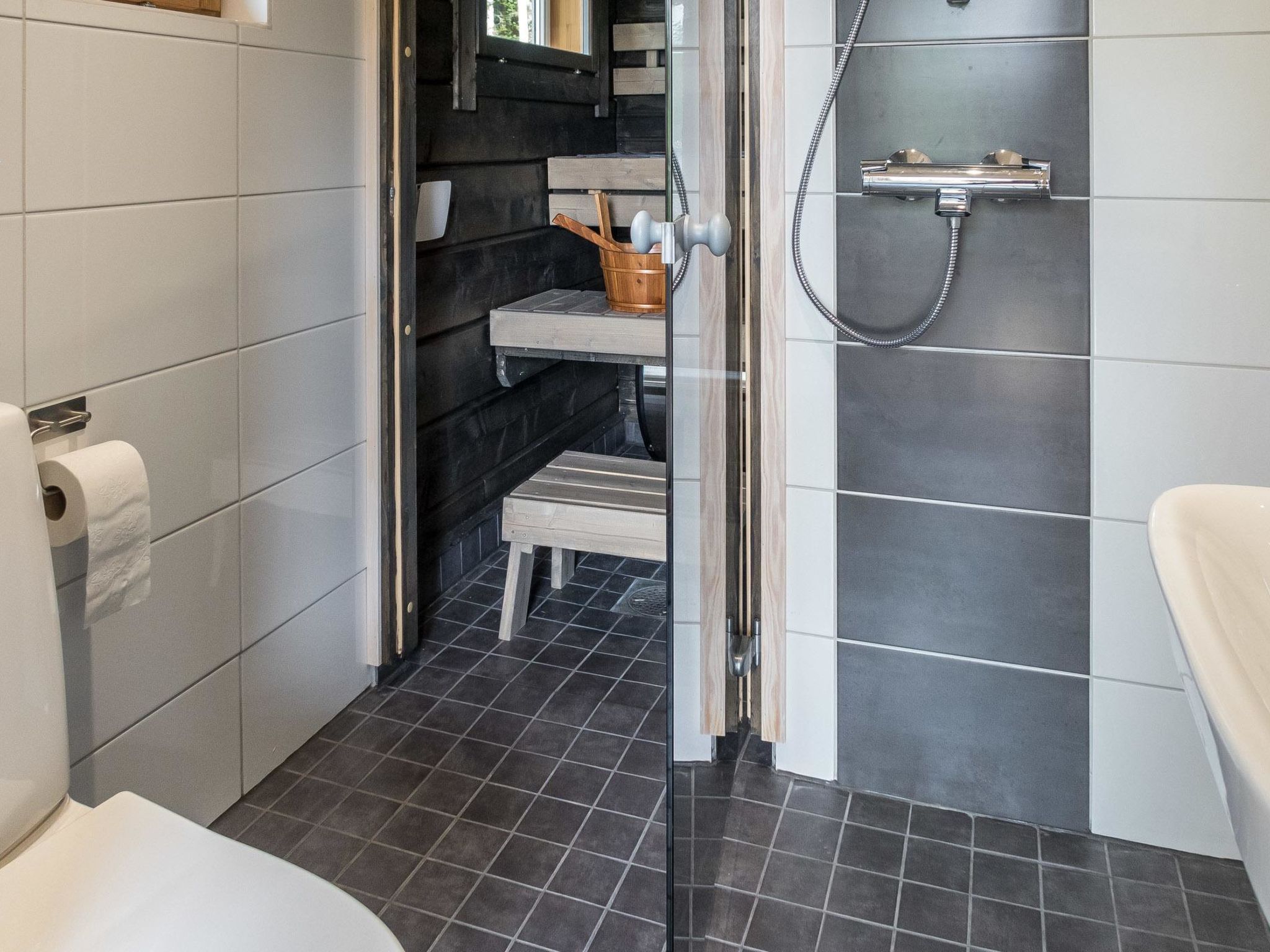 Kolin kangastus kielo 3-Binnen