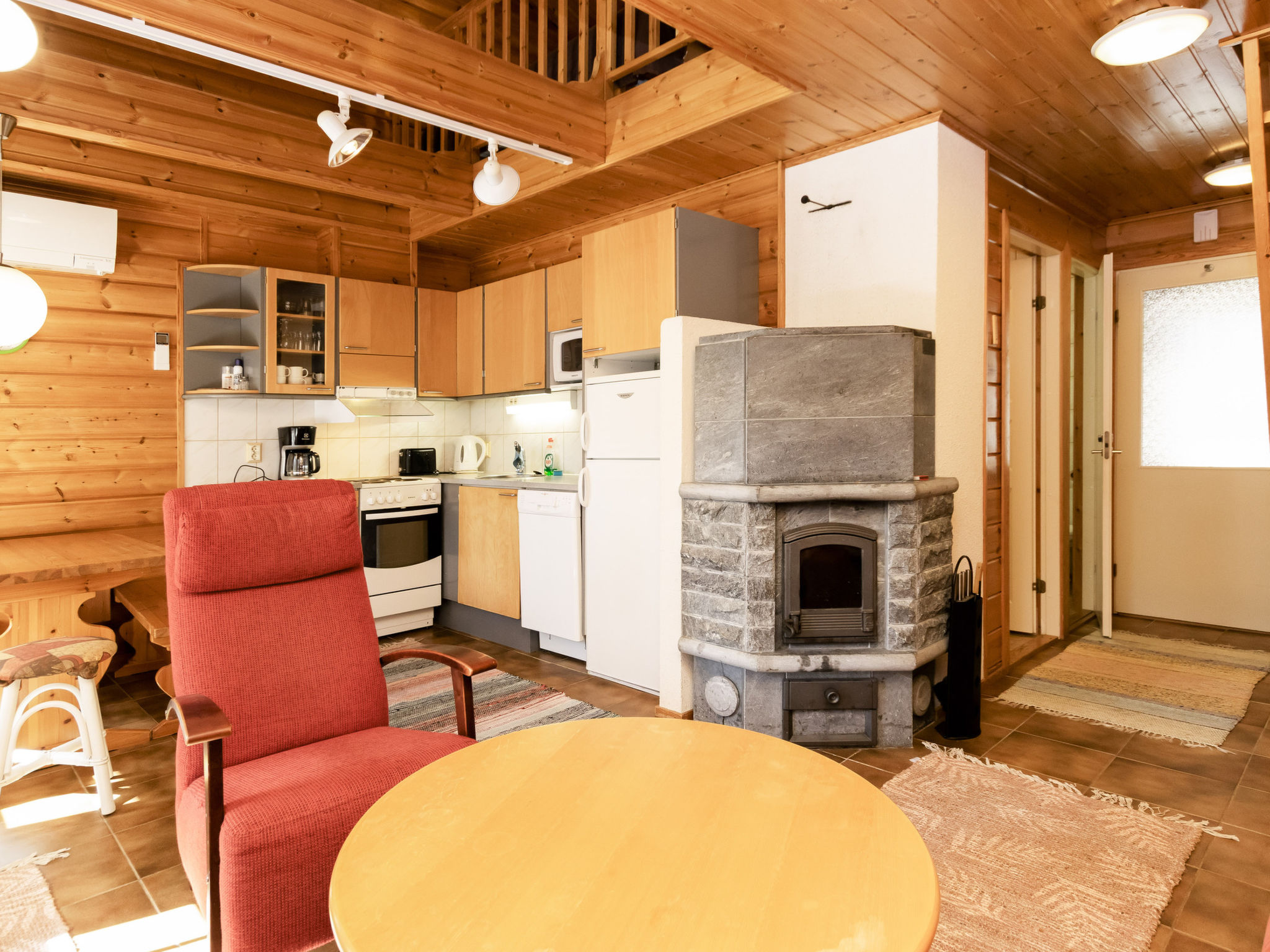Koli country club b 5 - Drinnen