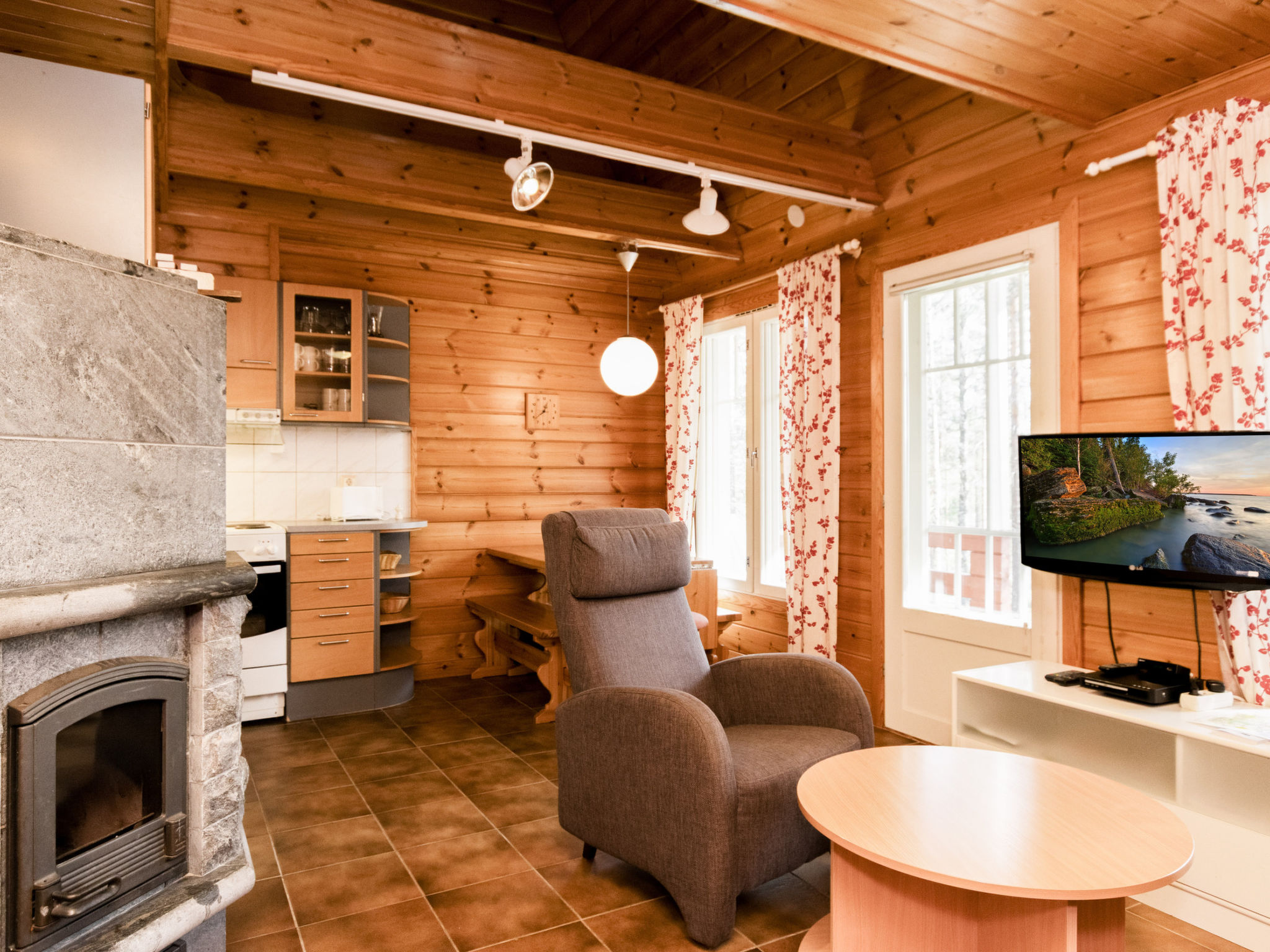 Koli country club b 7 - Drinnen