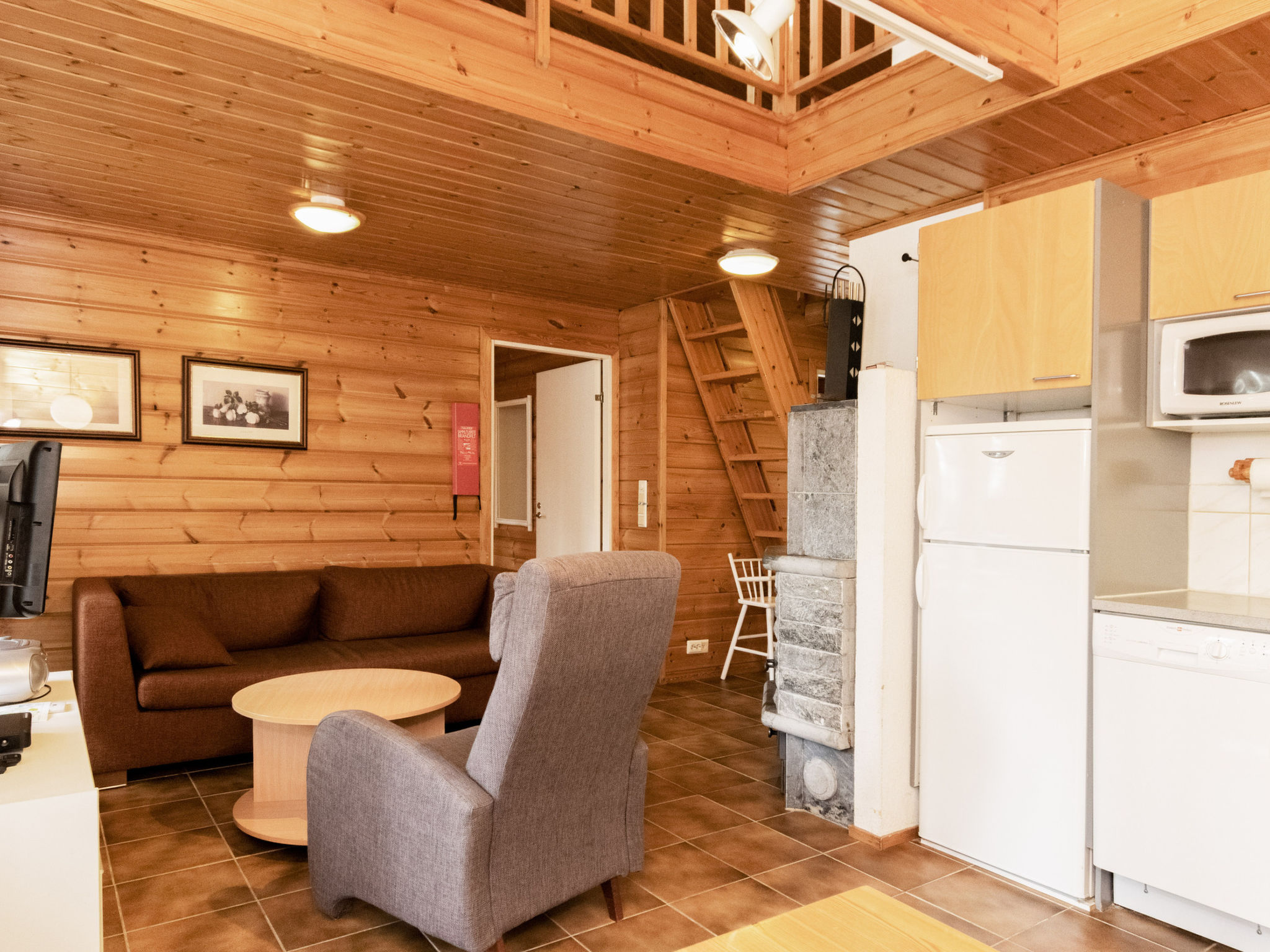 Koli country club b 7 - Drinnen