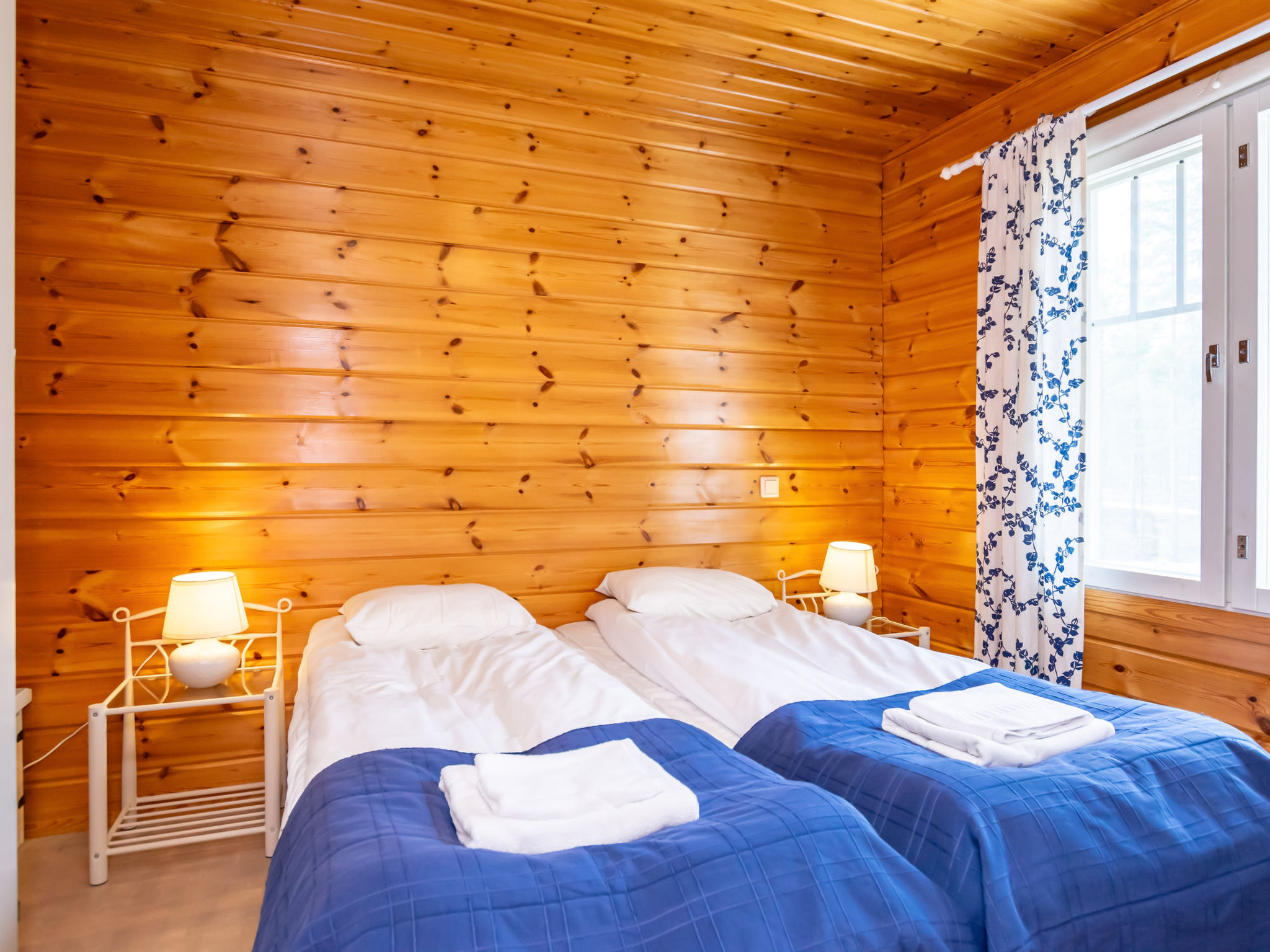 Koli country club d 11 - Drinnen
