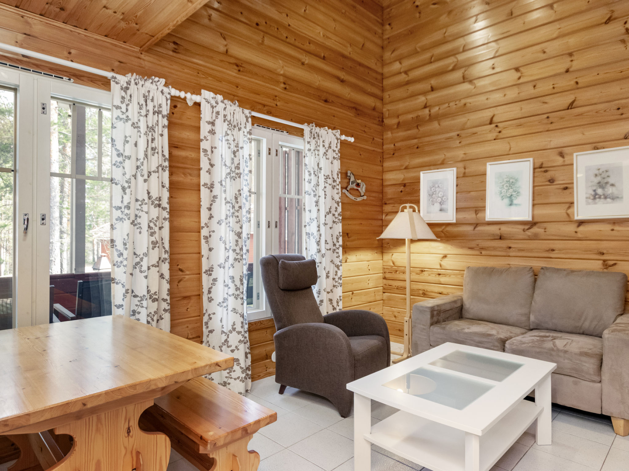 Koli country club d 13 - Binnen