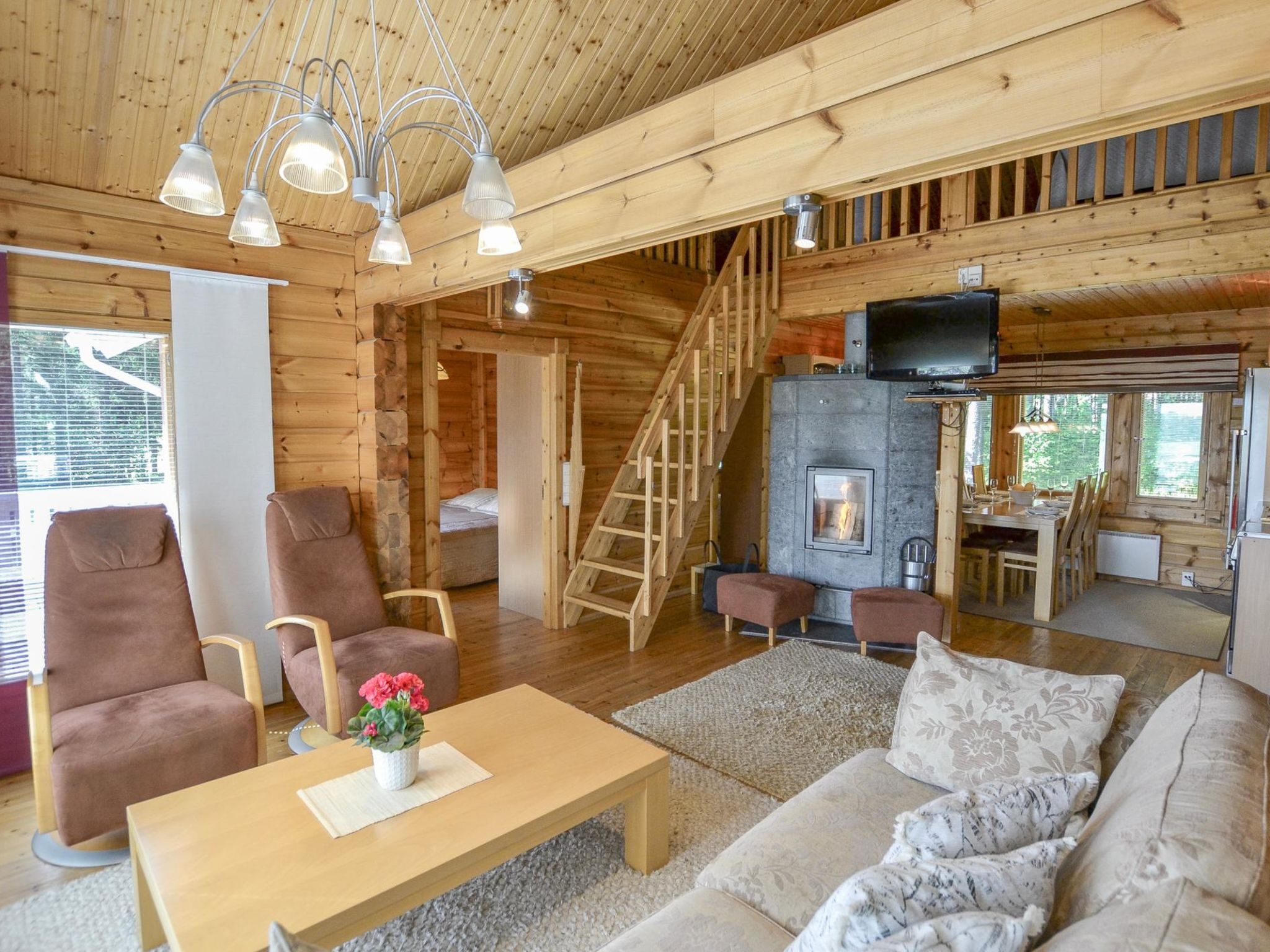 Kannelpirtti 2-Binnen