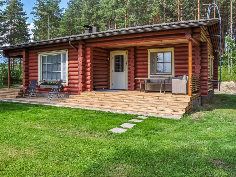 Sauna en rust aan het meer: Vakantiehuis Piilopirtti in Liperi in Liperi