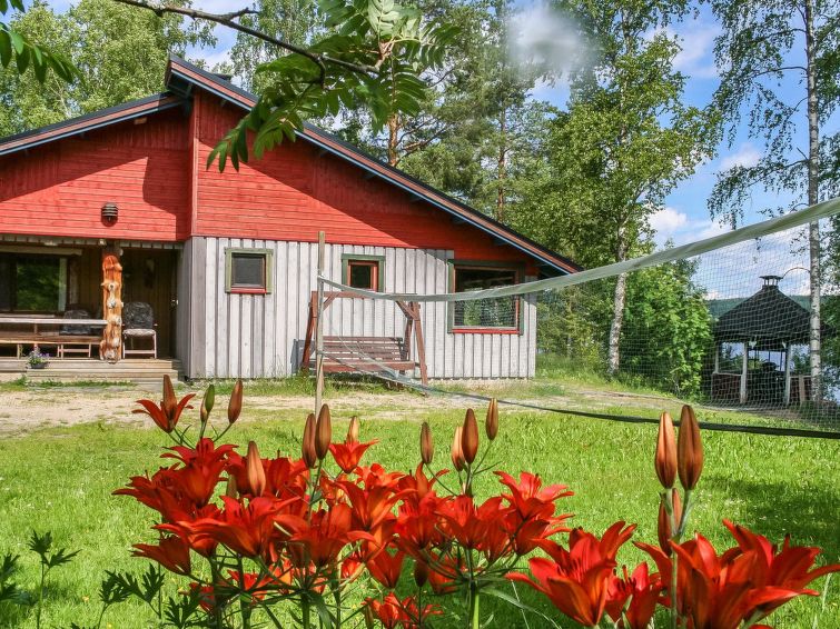 CASA DE FÉRIAS VIEHKO, MUSTOSEN LOMAMÖKIT