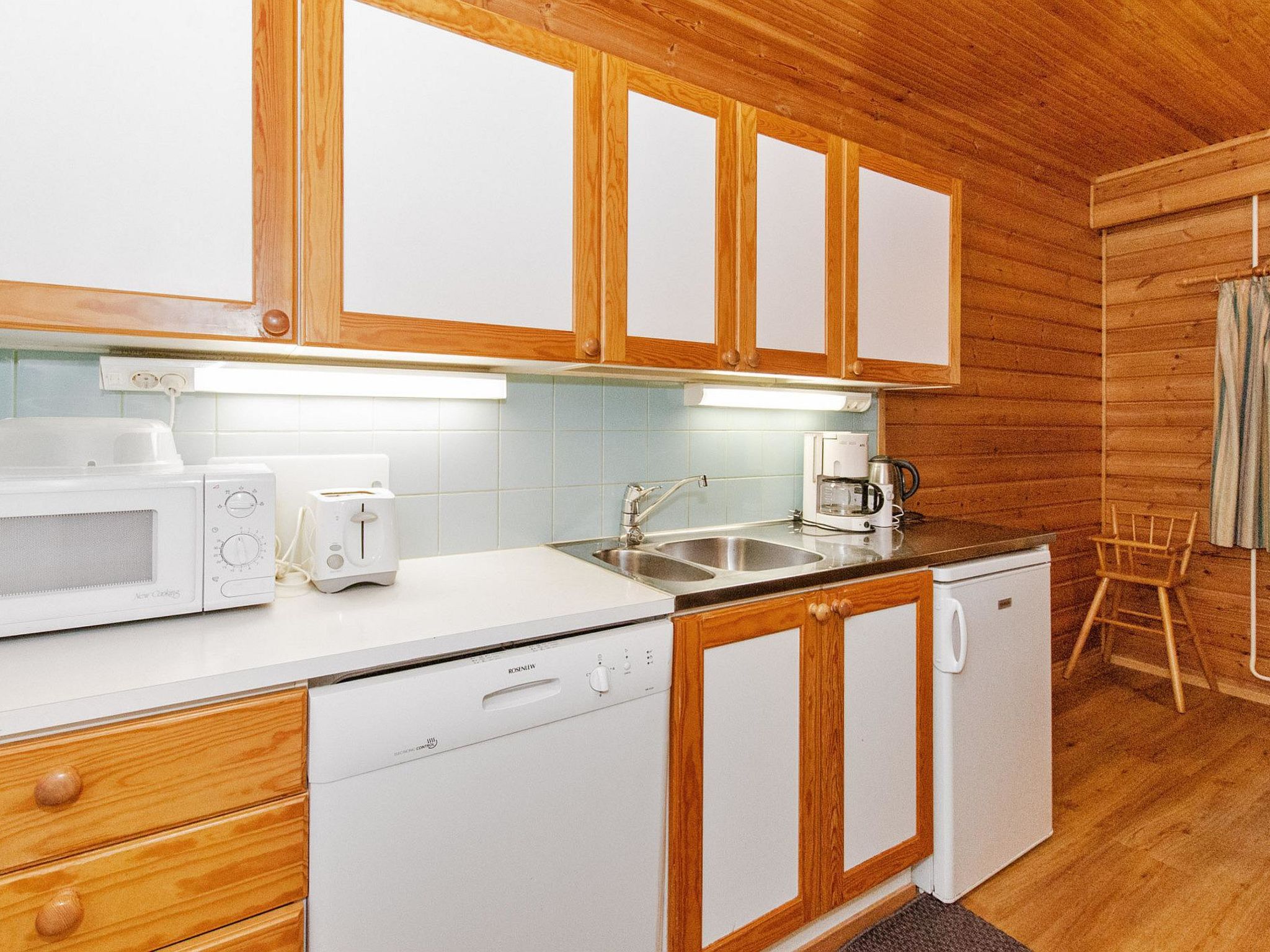 Kulta-käkönen 10 by bomba-Binnen