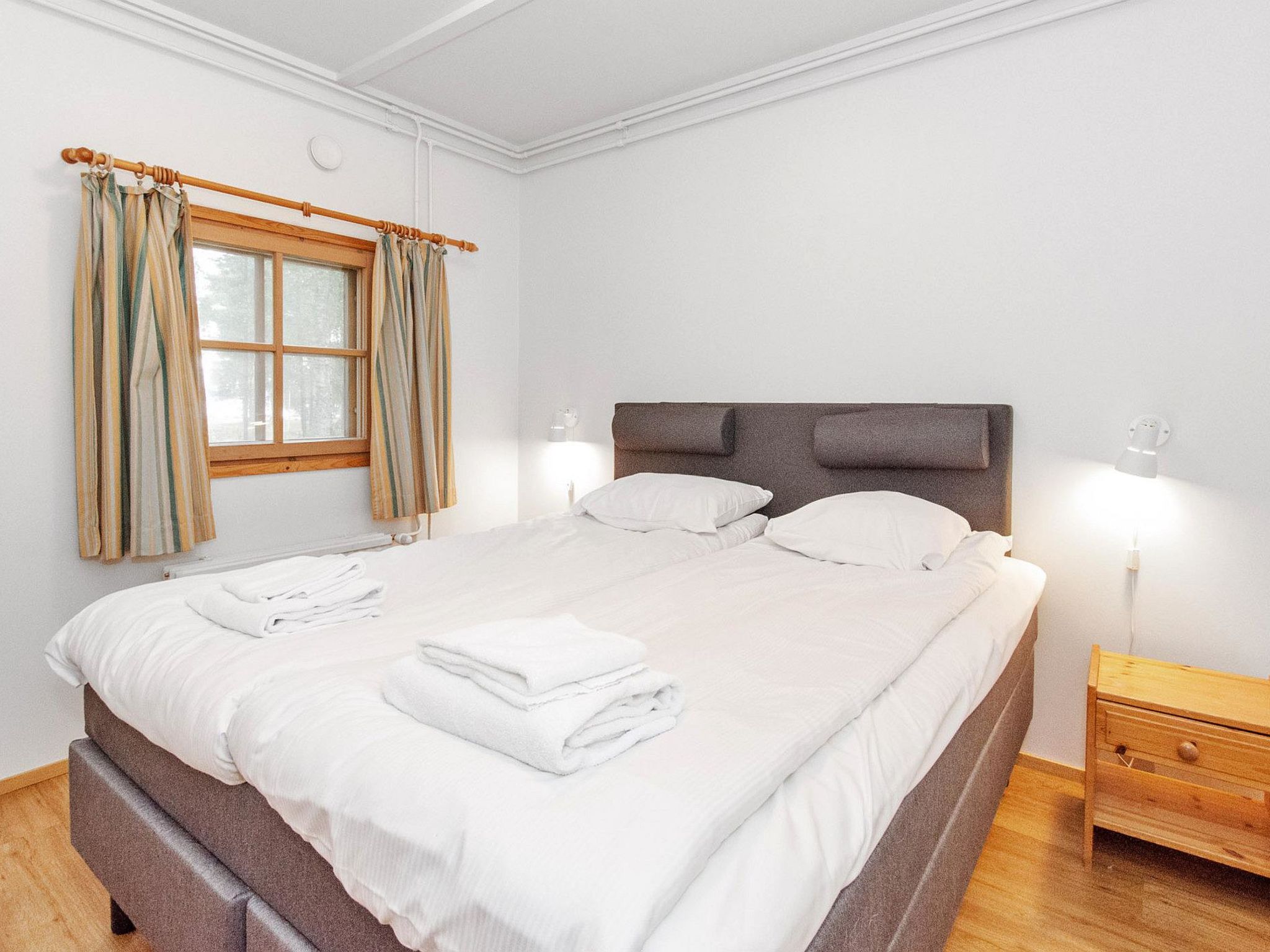 Kulta-käkönen 10 by bomba-Binnen