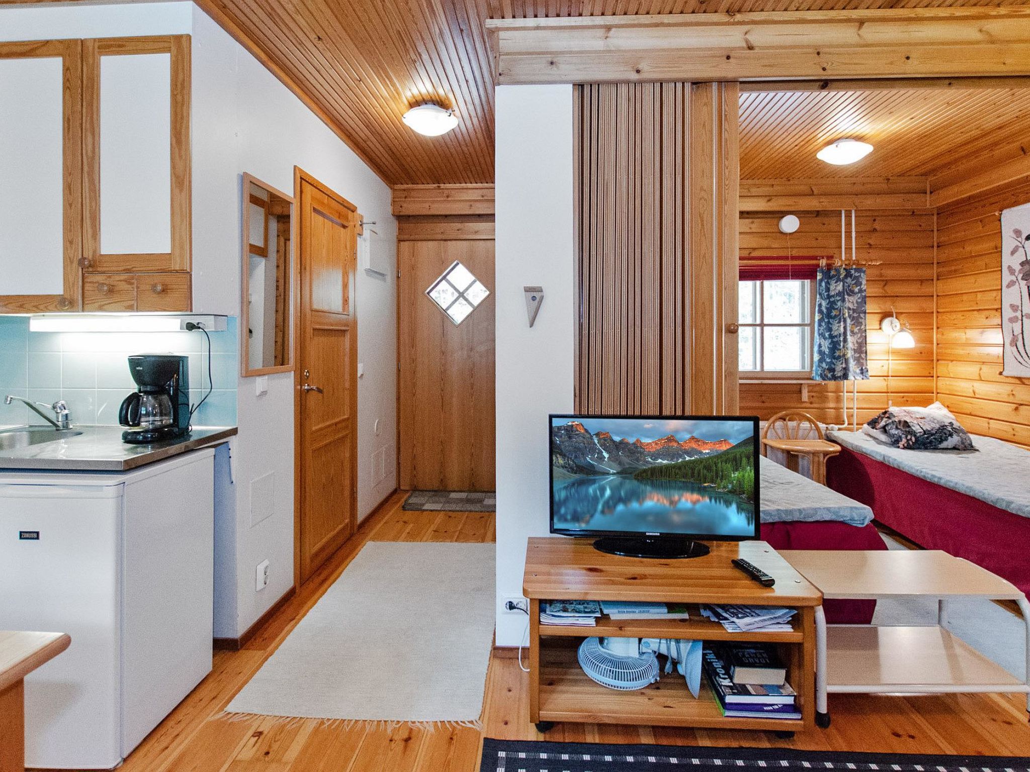 Sotka 13 by bomba-Binnen