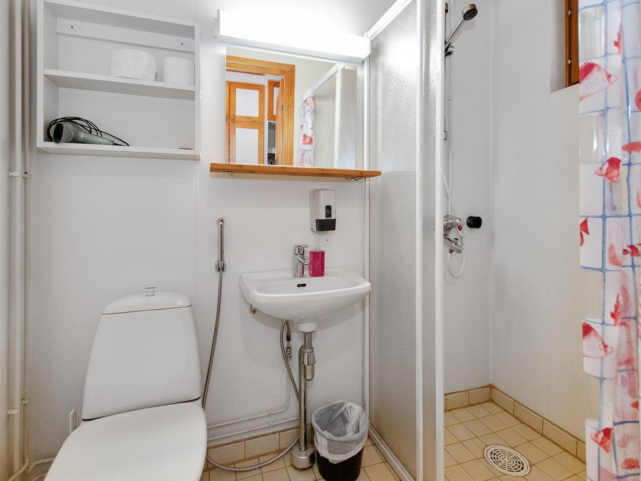 Sotka 13 by bomba-Binnen