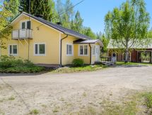 Historisch Fins houten huis aan eigen meertje bij Polvijärvi - thumbnail 1