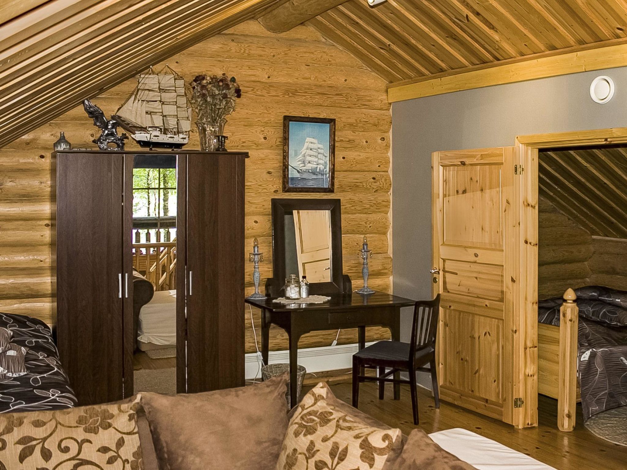 Matruusin majakka-Binnen