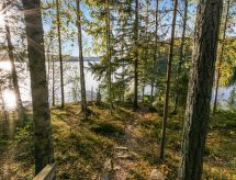 Knusse blokhut aan het water met eigen houtgestookte sauna in Iitti - thumbnail 3