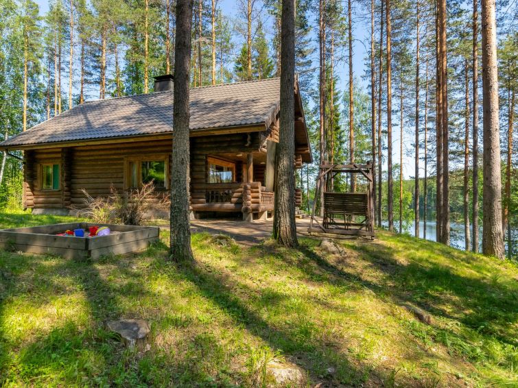 Ferienhaus Karhunpesä