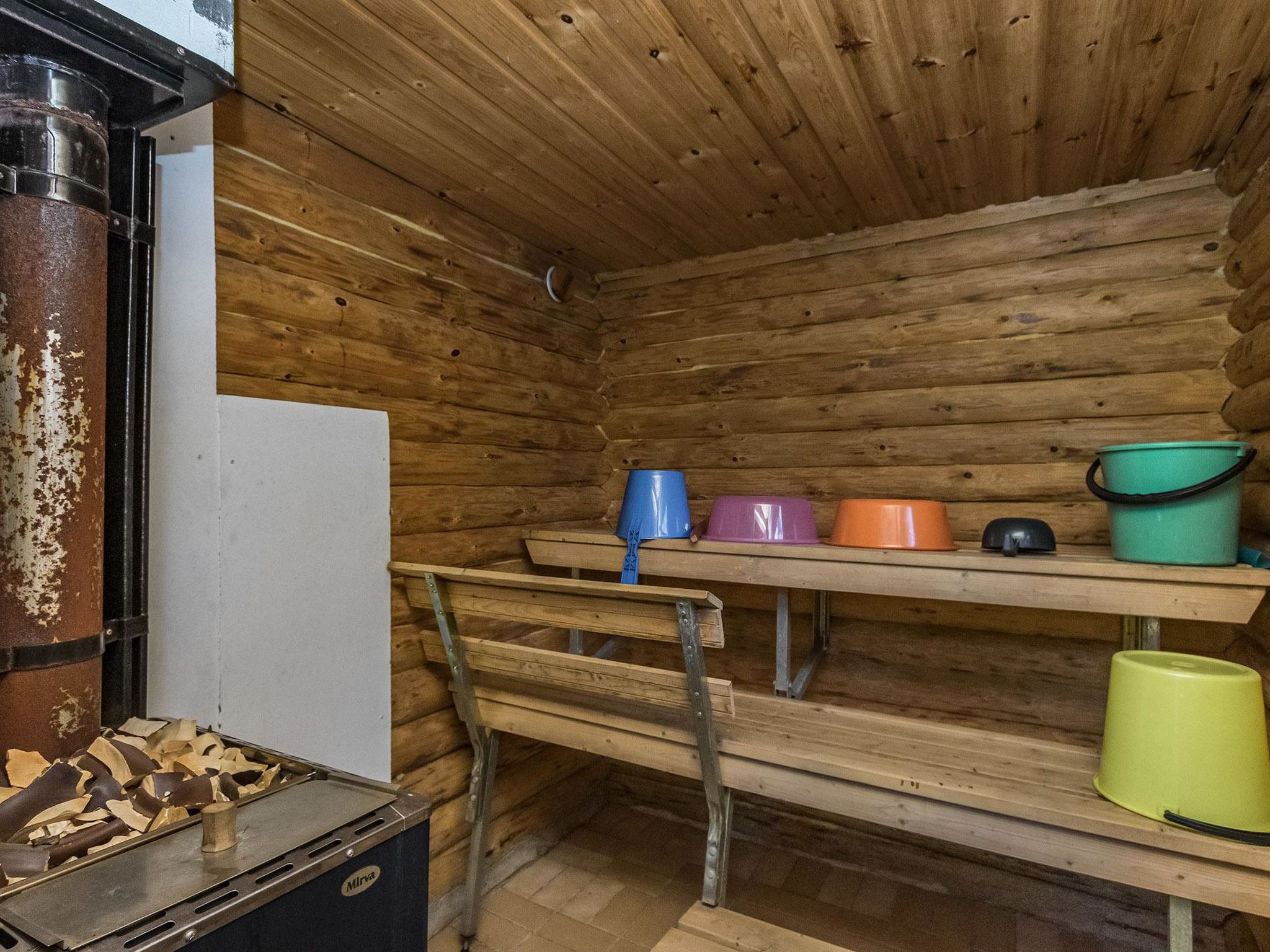 Mäkelän vierastalo-Binnen