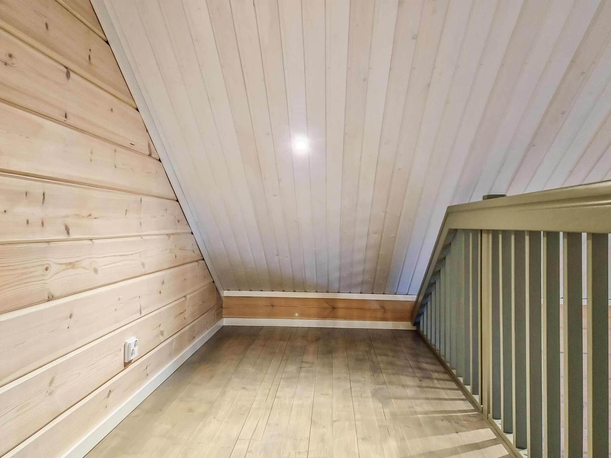 Pyhtään jussila-Binnen