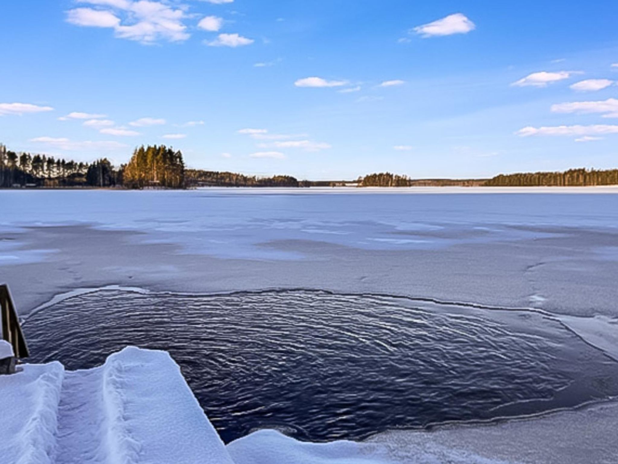 Moderne villa aan het Saimaameer met sauna, jacuzzi en gratis kajaks - foto 36