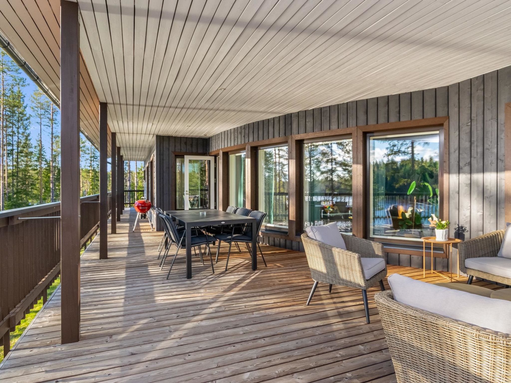 Järven idylli-Binnen