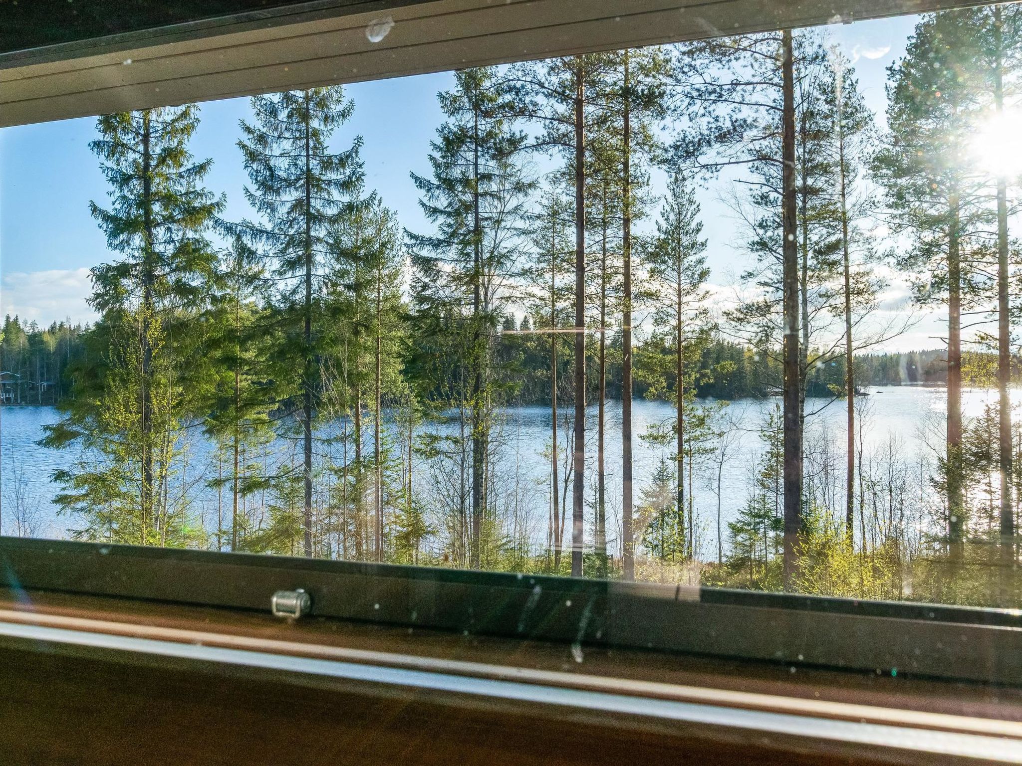 Järven idylli-Binnen