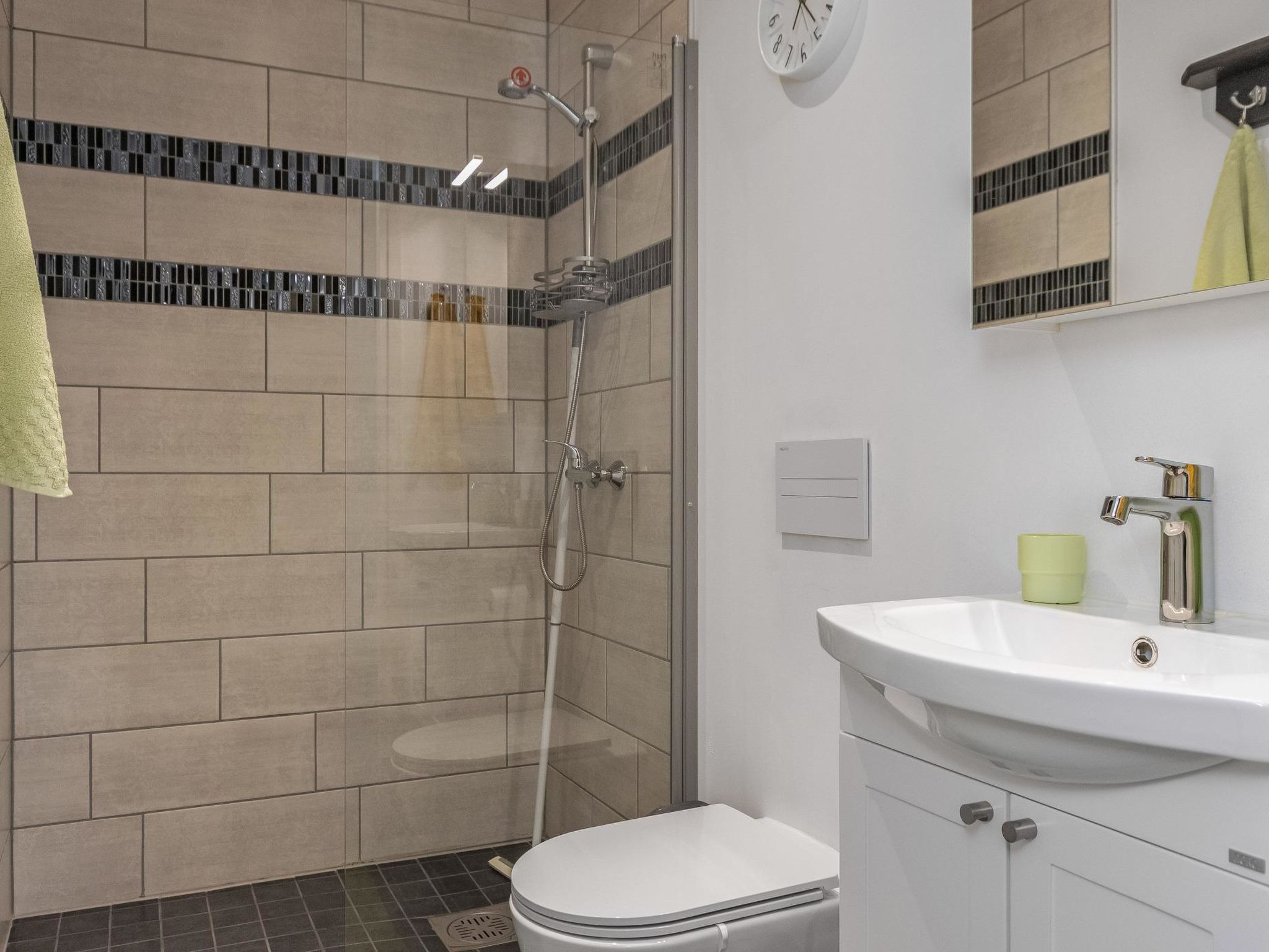 Järven idylli-Binnen