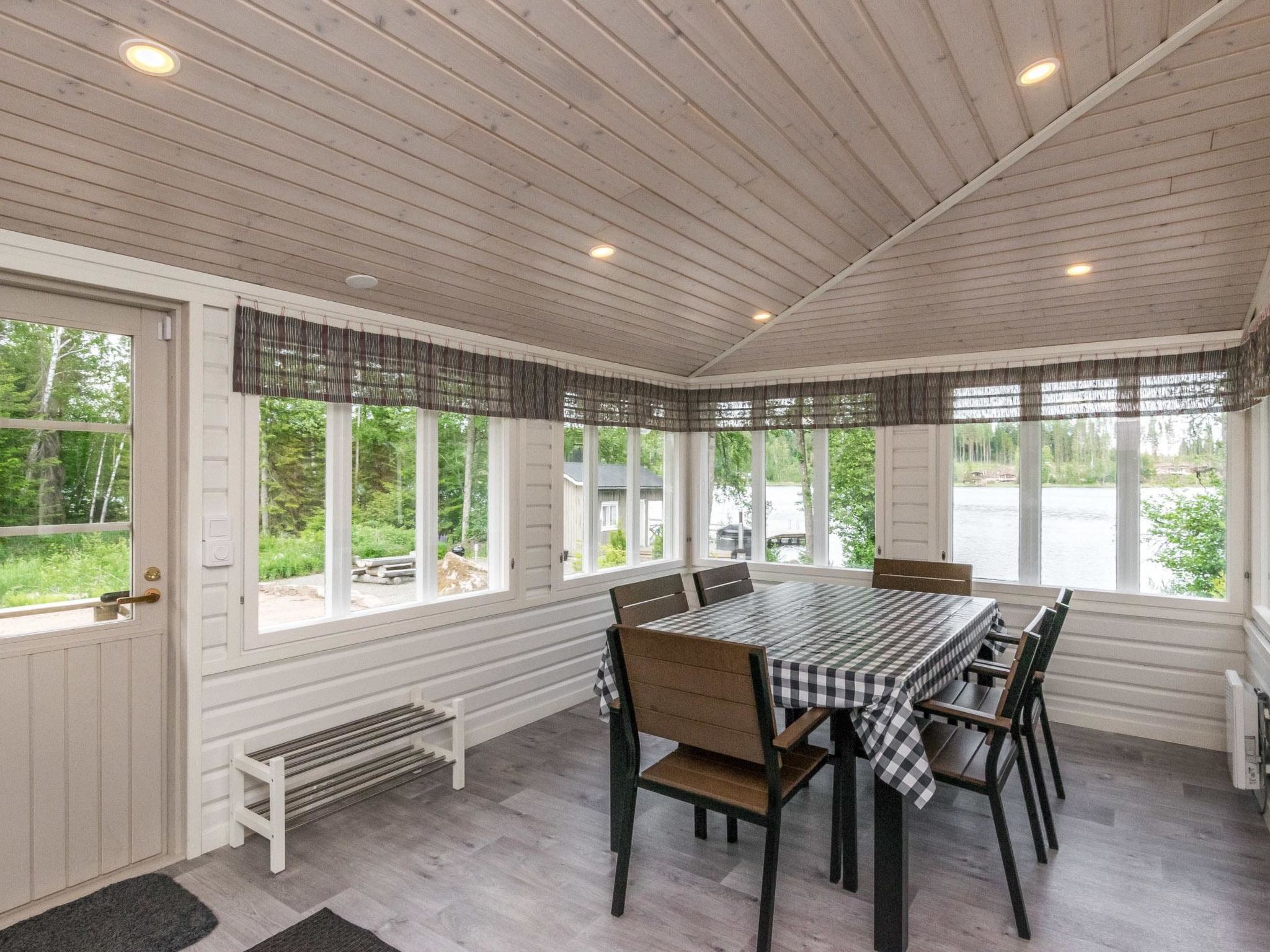 Villa pihlaja-Binnen