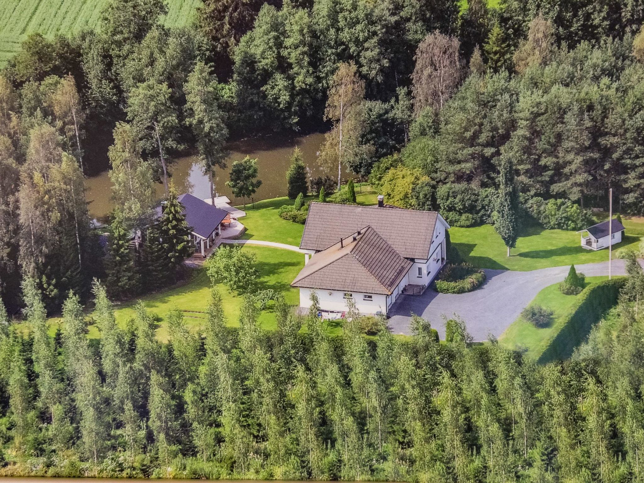 Villa jokiranta-Binnen