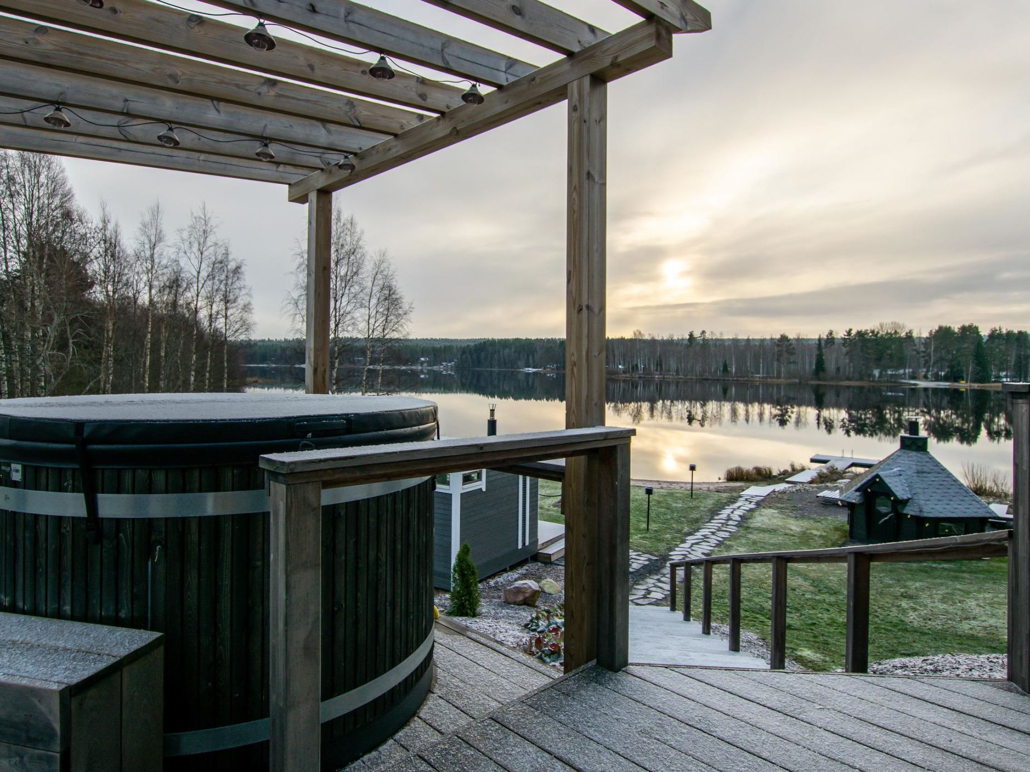 Aurinkopaikka-Binnen